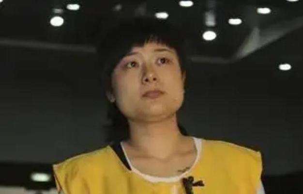 无限牢狱攻略(穿越次元的门户,决定命运的选择!)