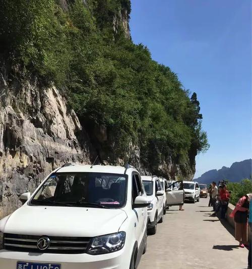 《云顶之弈最新副本攻略》（云顶新模式出炉，齐心解锁隐藏玩法，畅享多样策略）